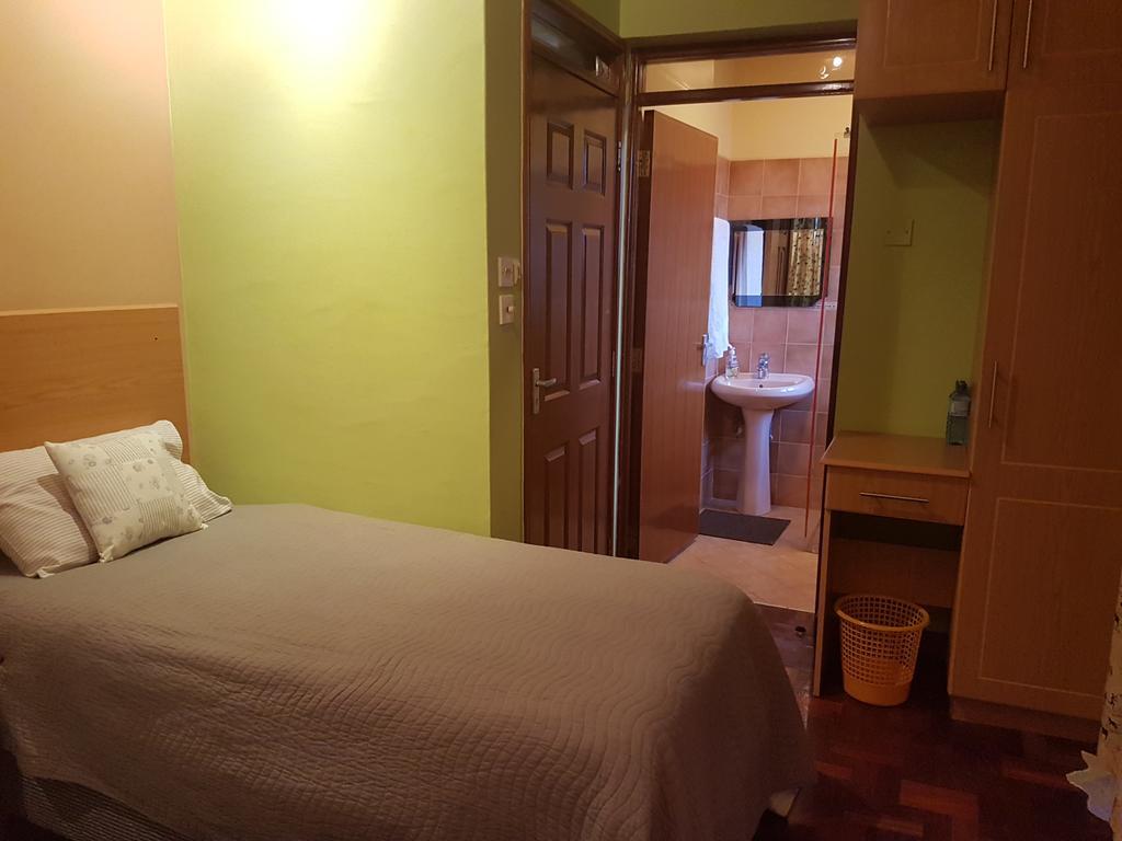 Spurwing Guest House Nairobi Bagian luar foto